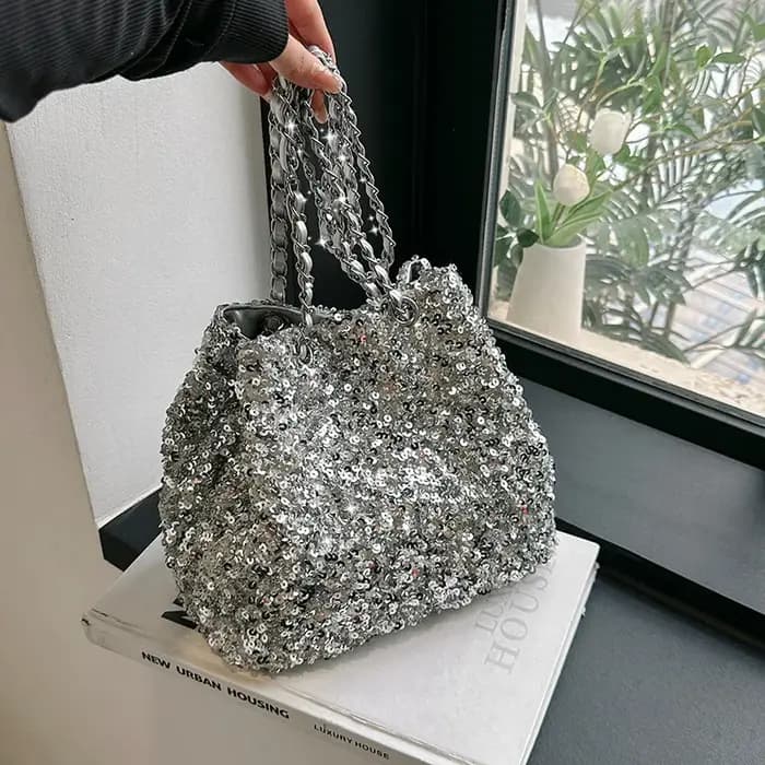 Sac à main pour femme, design minimaliste urbain