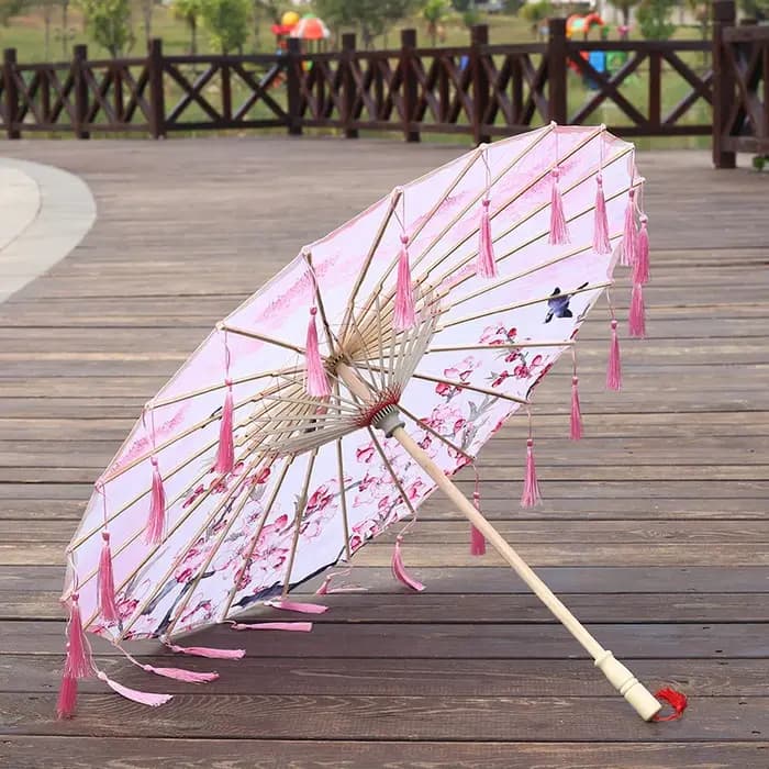 Parapluie en tissu de soie 82CM, pompon, Cosplay Hanfu, papier à l'huile, Style chinois ancien, Styl
