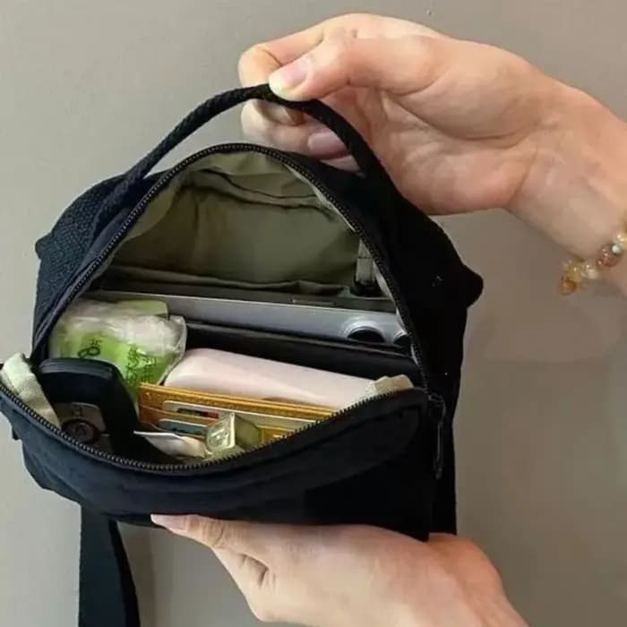 Sac bandoulière carré en toile de nylon coloré