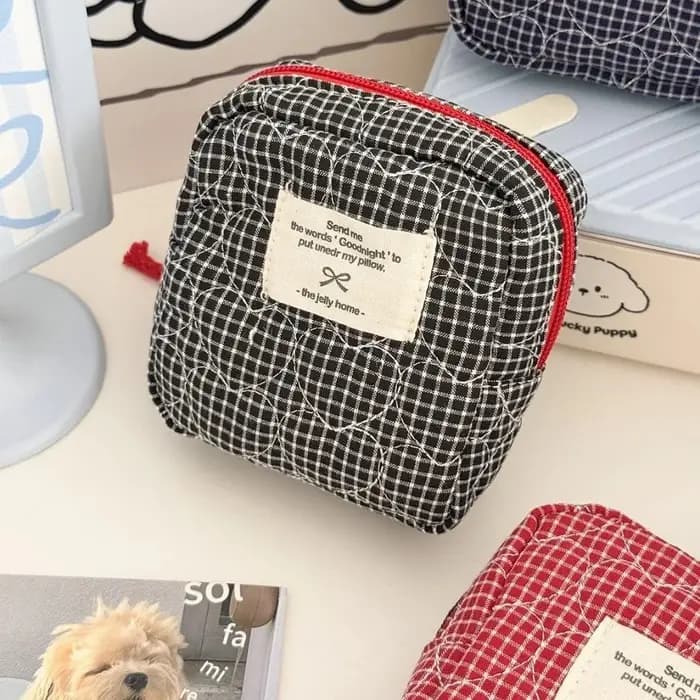 Sac de maquillage classique matelassé en forme de cœur