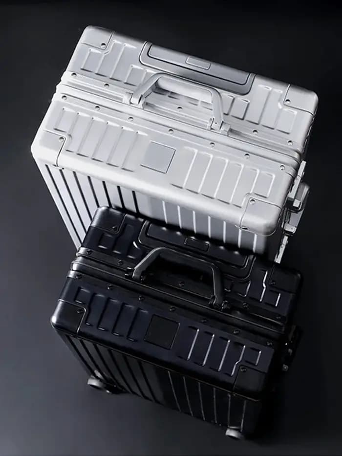 Valise à bagages entièrement en alliage d'aluminium et magnésium