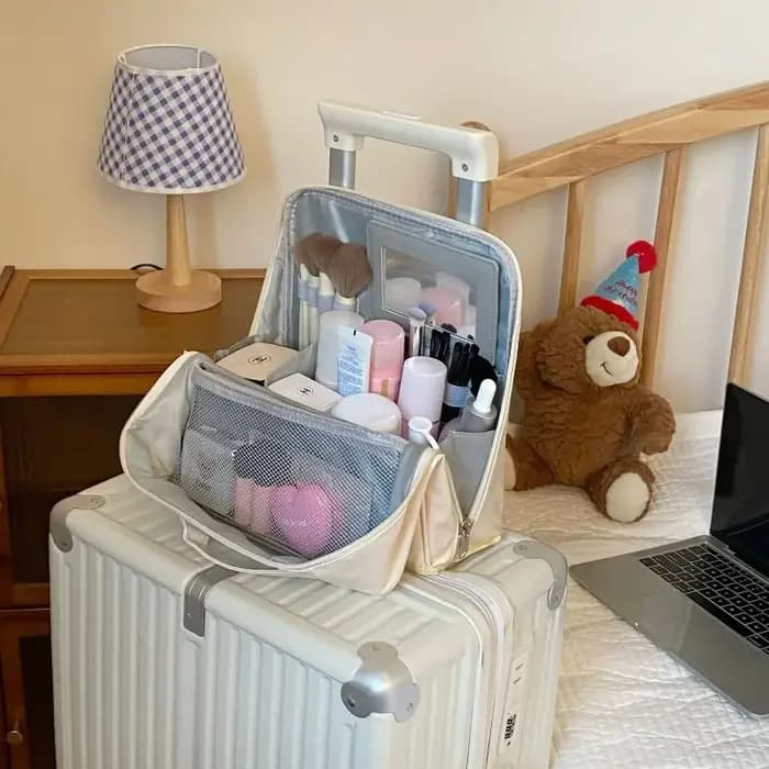 Sac de voyage suspendu avec compartiments