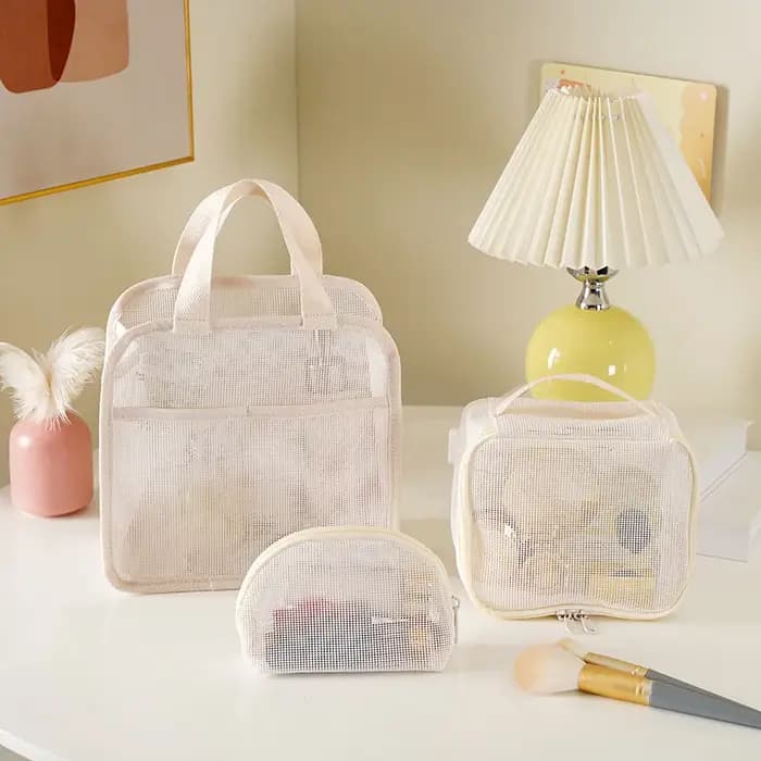 Grand sac de maquillage en maille pour femmes