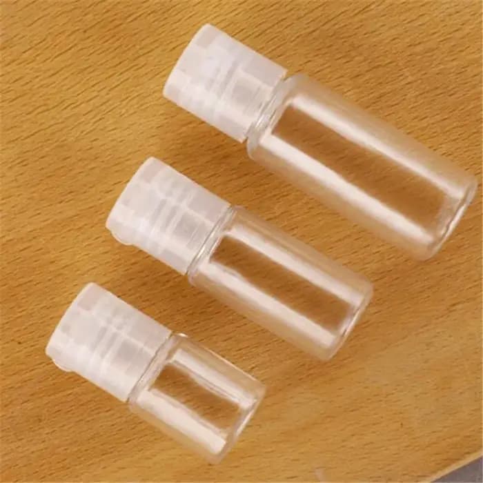 Bouteilles en plastique transparentes vides pour voyage