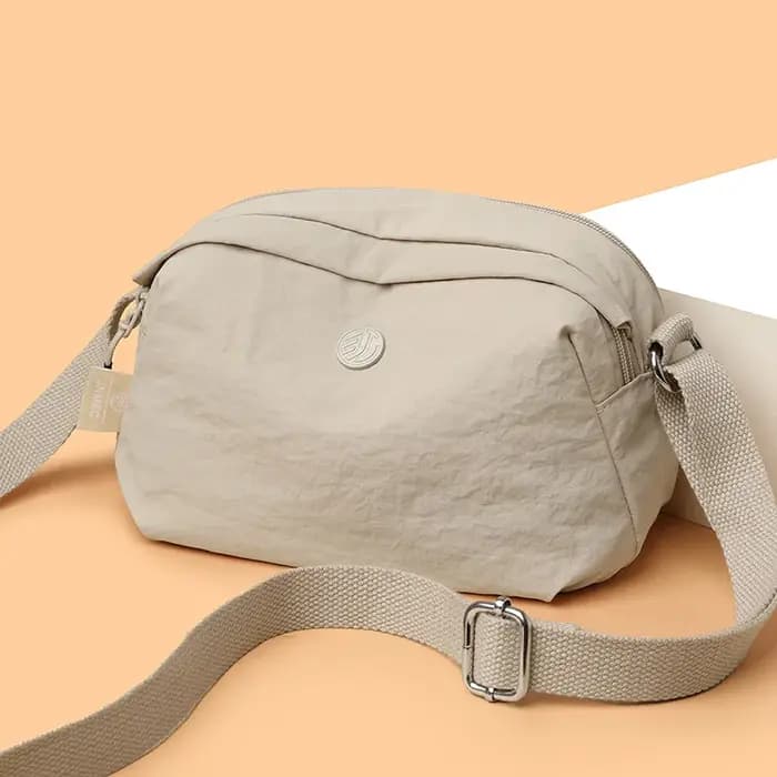 Sac à bandoulière léger et tendance grande capacité en nylon pour femme