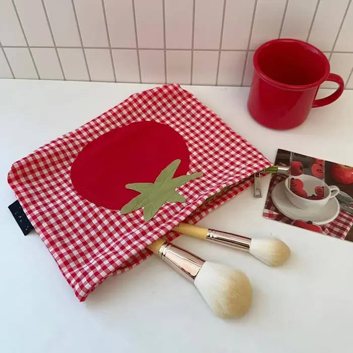 Ute sac cosmétique tomate à carreaux rouge sac de lavage Portable de grande capacité sac de rangement de maquillage Simple et polyvalent