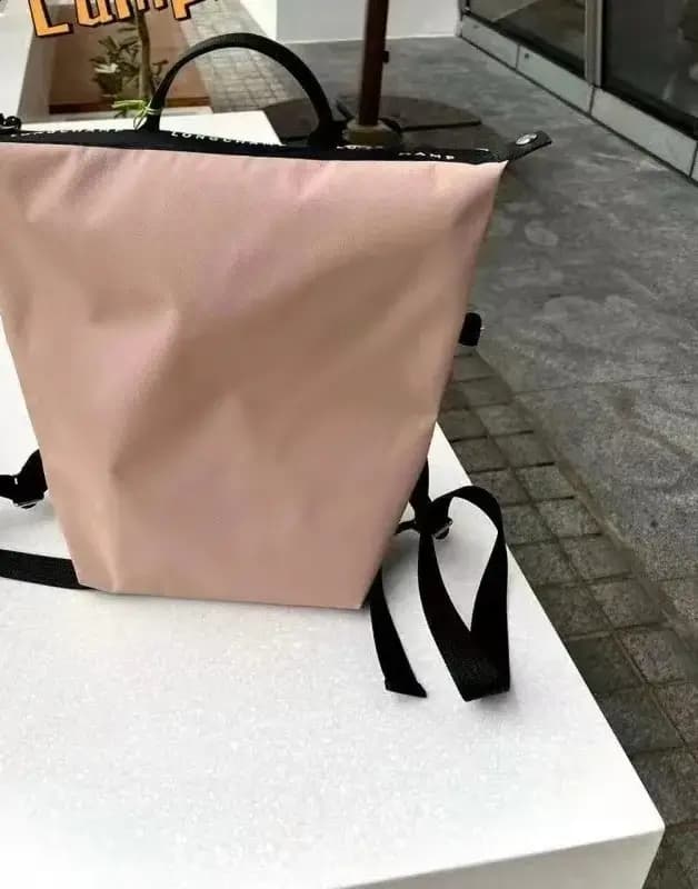 Sac à dos de voyage en nylon imperméable de grande capacité, résistant à l'usure, unisexe
