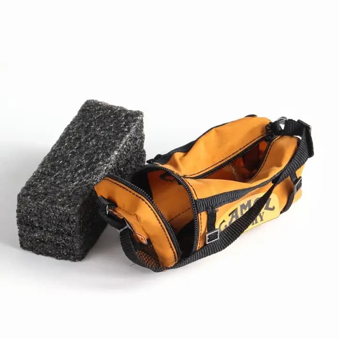 HooCrawler Mini Valise Simulée, Décoration Miniature, Sac de Voyage Sportif à l'Échelle pour Crawler RC 1/10 TRX4 SCX10 VS4-10 D90