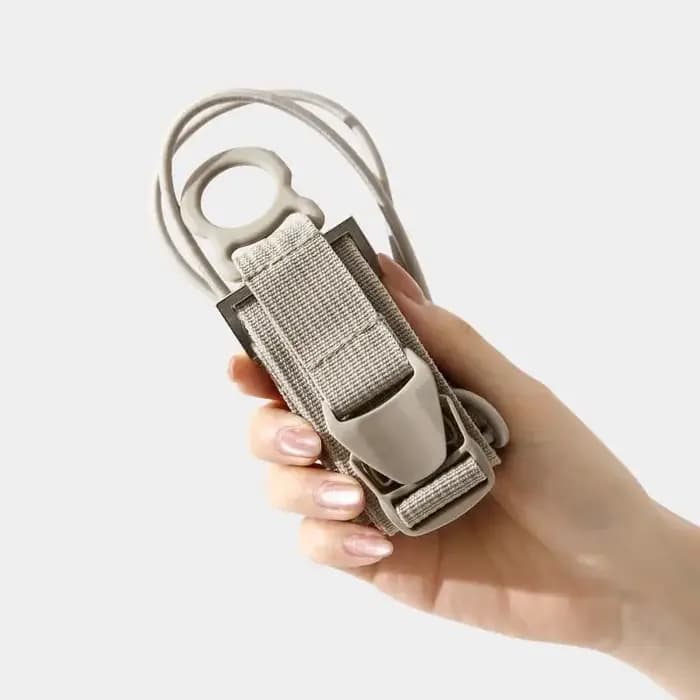 Attache réglable pour bagages