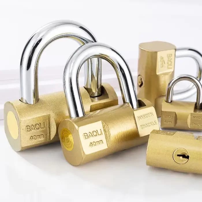 Cadenas petites serrures pour casier à bagages
