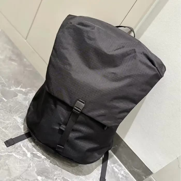 Nouveau 20L voyage quotidien grande capacité Sports de plein air loisirs étanche serrure sac à dos