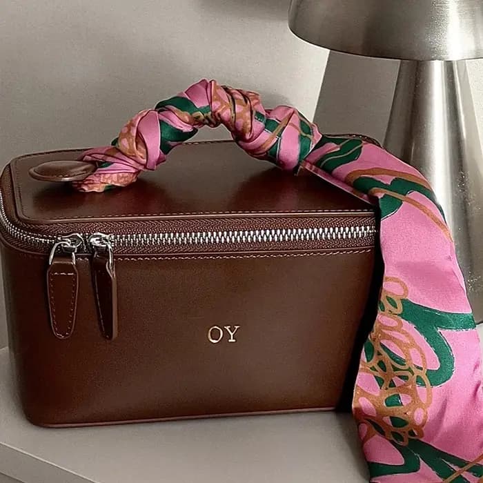 Sac à cosmétiques à main en cuir lisse de grande capacité avec nom personnalisé gratuit