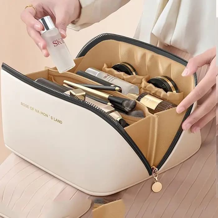 Trousse de toilette et de maquillage pour femme