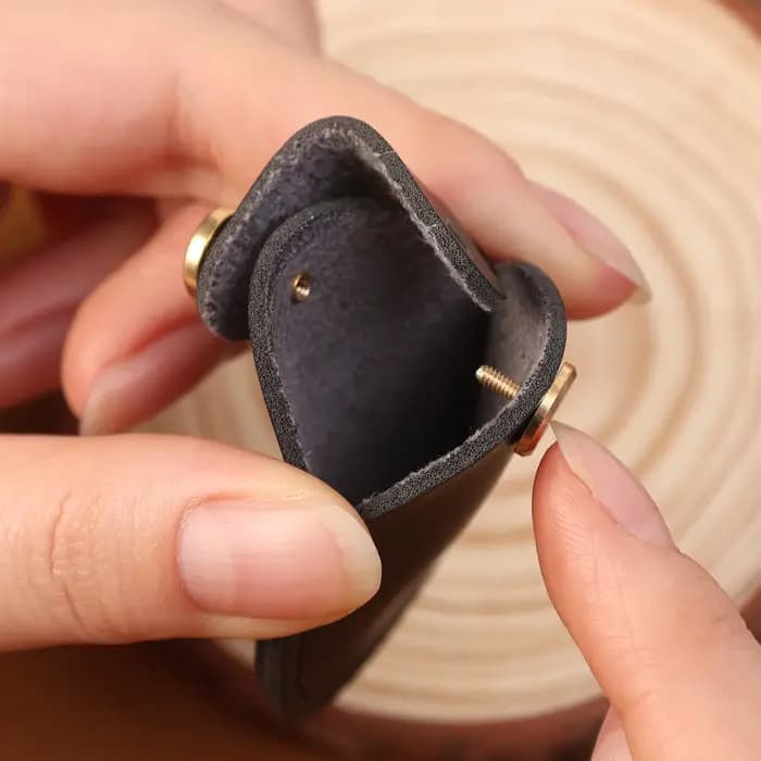Pour Apple AirTag Portable fait à la main PU étui en cuir avec porte-clés couverture complète