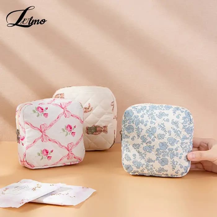 Petite pochette cosmétique matelassée pour sac à main