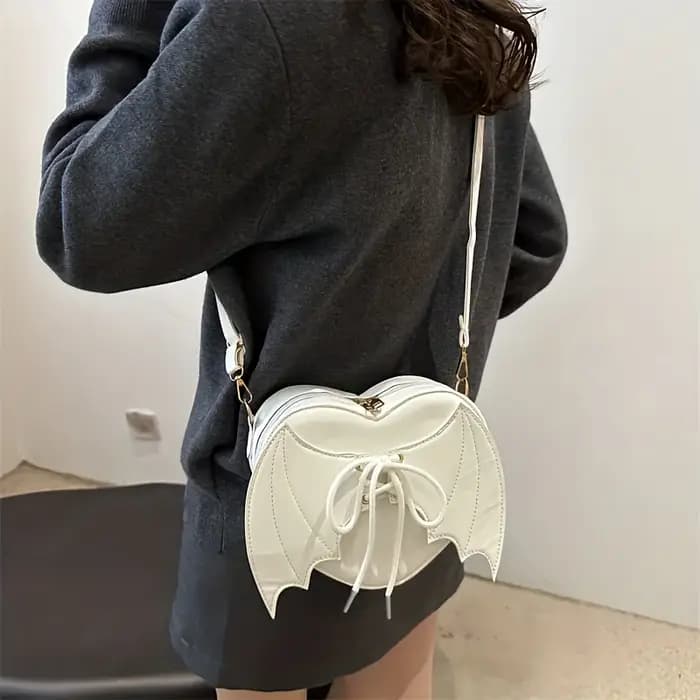 Sac à bandoulière en forme de chauve-souris pour femmes