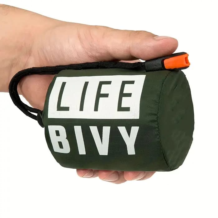 Sac de couchage chaud d'urgence compact et léger – imperméable