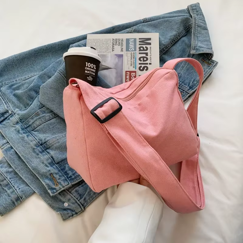 2025 sac à bandoulière grande capacité 2025 nouvelle mode féminine Simple banlieue messager sac four