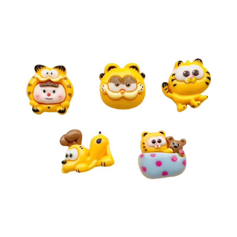 Figurines mignonnes de Garfield en résine, accessoires kawaii pour coques de téléphone DIY, matériau