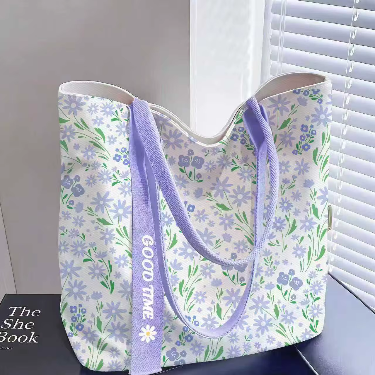 Sac en toile à fleurs violettes – Sac à bandoulière décontracté de grande capacité, adapté à l'école