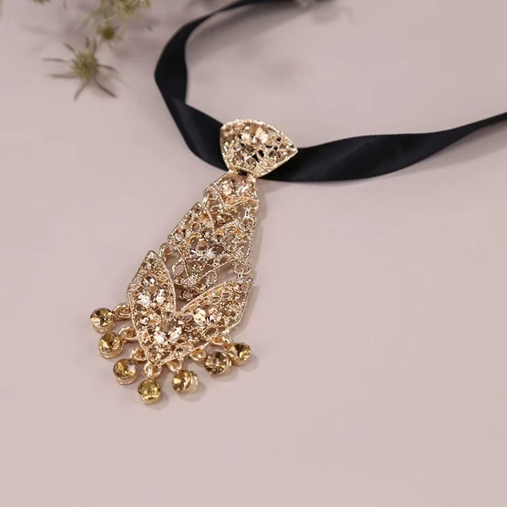 Accessoires de costume Style Gentleman anglais cravate de mariage en métal strass cravate cravates d