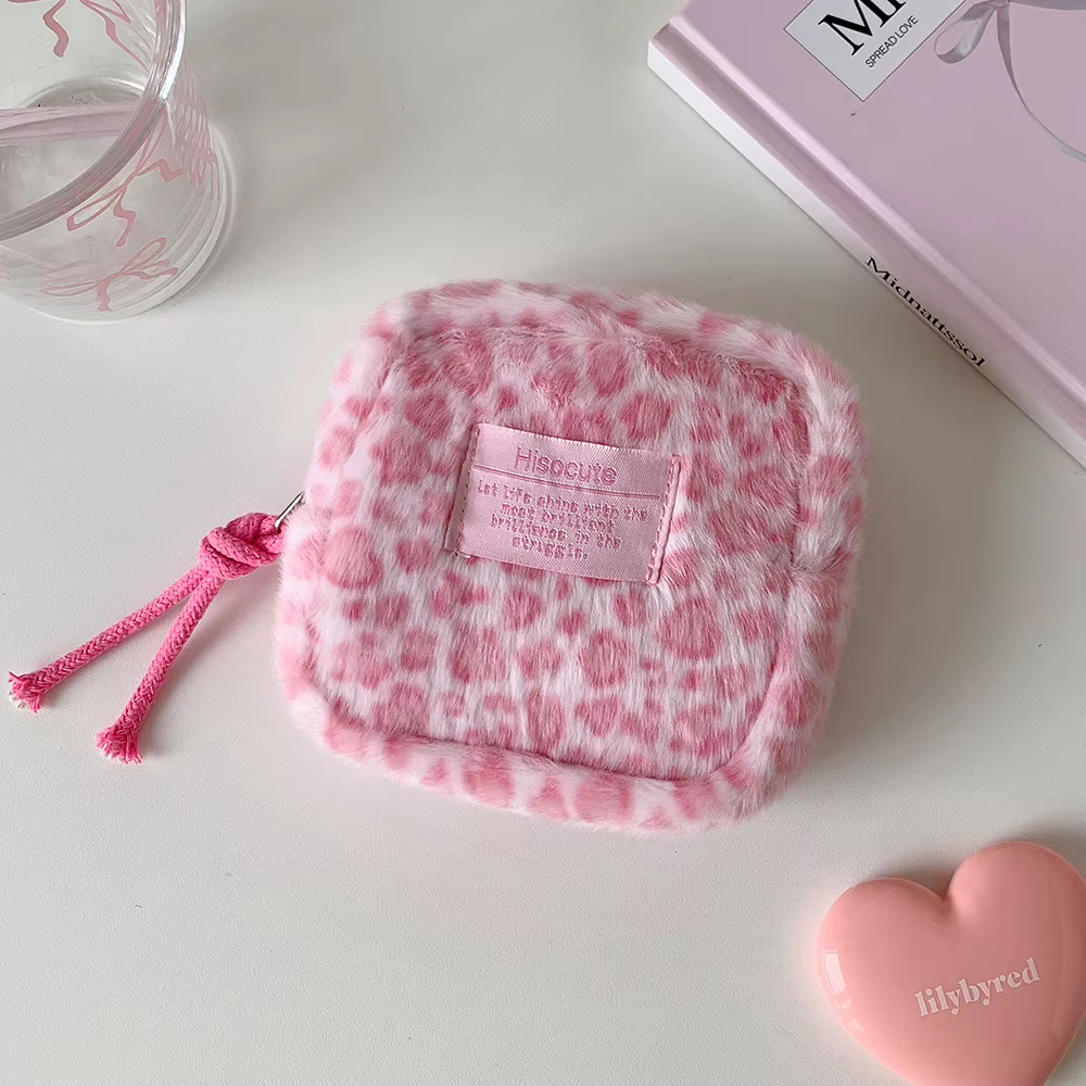 Sac à cosmétiques carré en peluche imprimé léopard, sac à serviettes hygiéniques portables pour fill