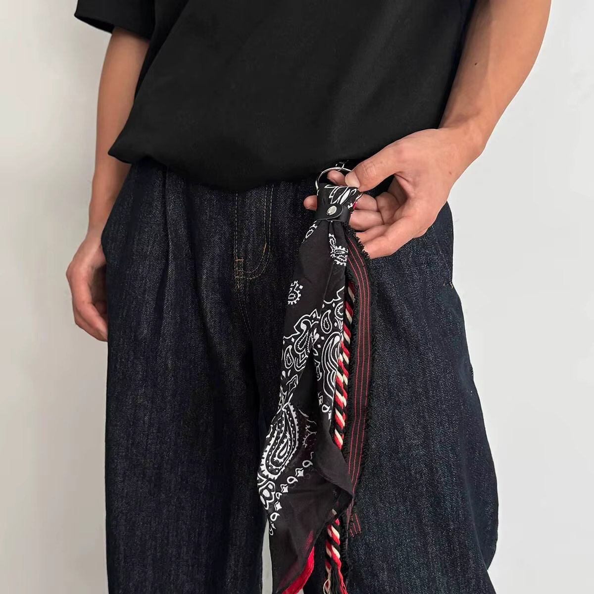Lacteo 2Style HipHop Rock ruban foulard porte-clés en métal tendance sac à dos pendentif mouchoir po