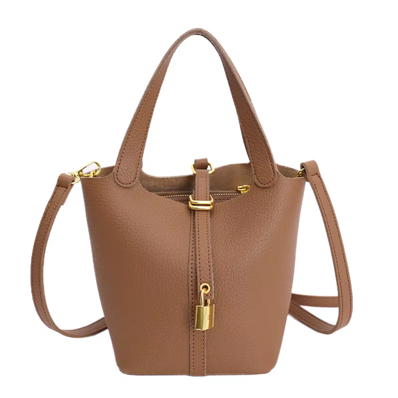 Sac cabas de style urbain classique pour femme, sac à bandoulière avec pendentif poupée Matriochka, 