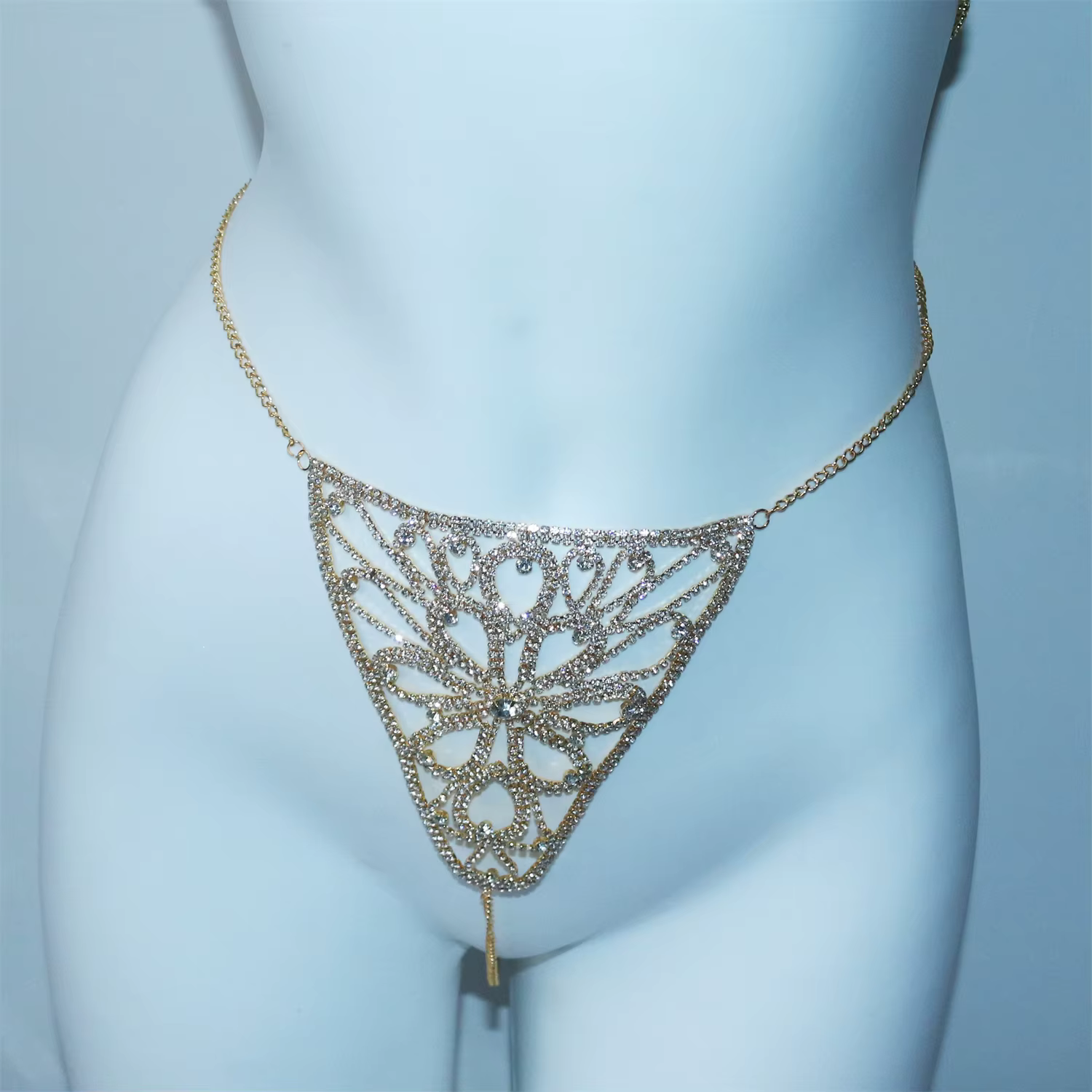 Accessoires de plage pour bikini : Chaînes de poitrine et bijoux de corps pour femmes en strass, cha