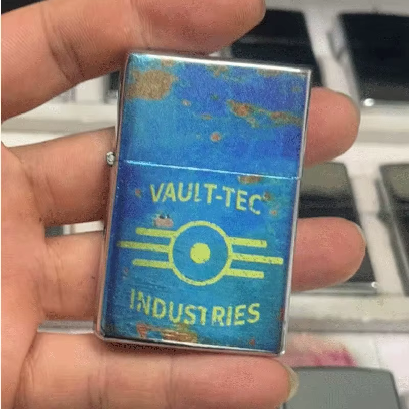 Nouveau Briquet à Kerosène Personnalisé Thème Fallout 2026, Accessoire de Fumeur Tendance, Cadeau Lé