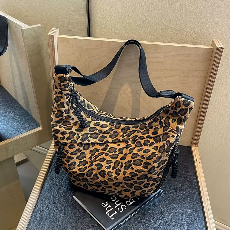 Sac Hobo imprimé léopard unique, sac à bandoulière sportif pour les déplacements, tout rond, sac à c