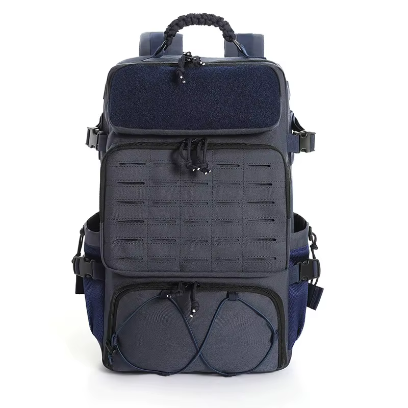 Grand sac à dos de voyage avec système modulaire, plusieurs compartiments et espace pour les chaussu
