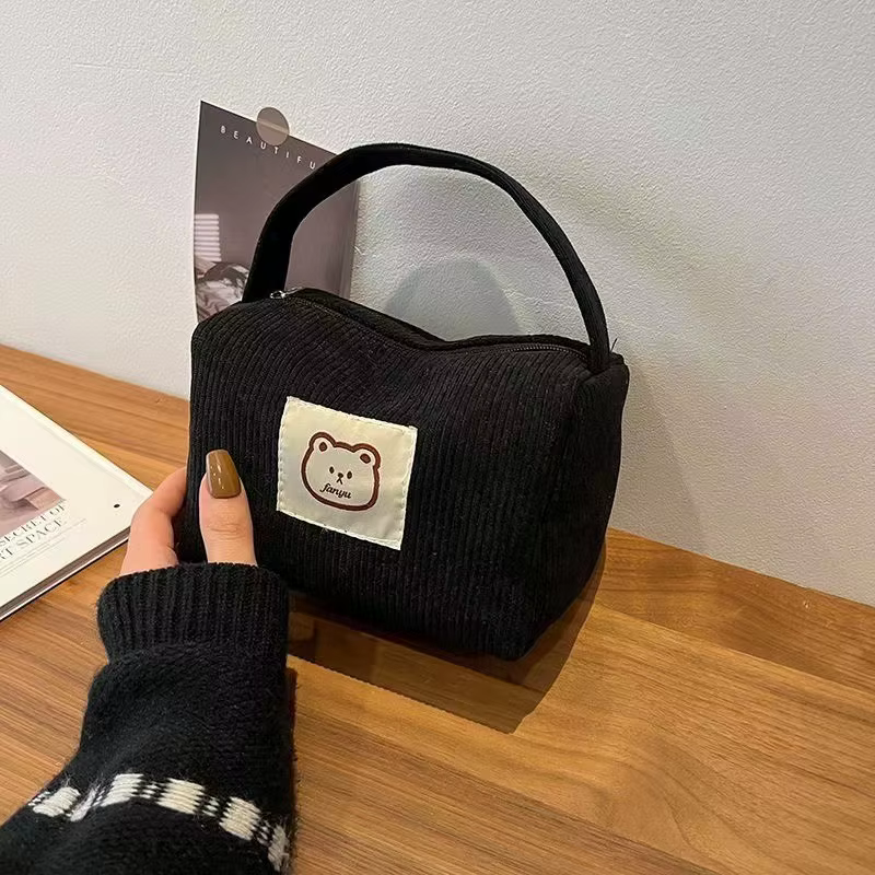 Sac à cosmétiques mignon en forme d'ours pour femmes, sac de maquillage portable en velours côtelé a