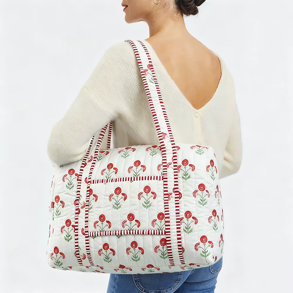 Grand sac de voyage matelassé pour femmes