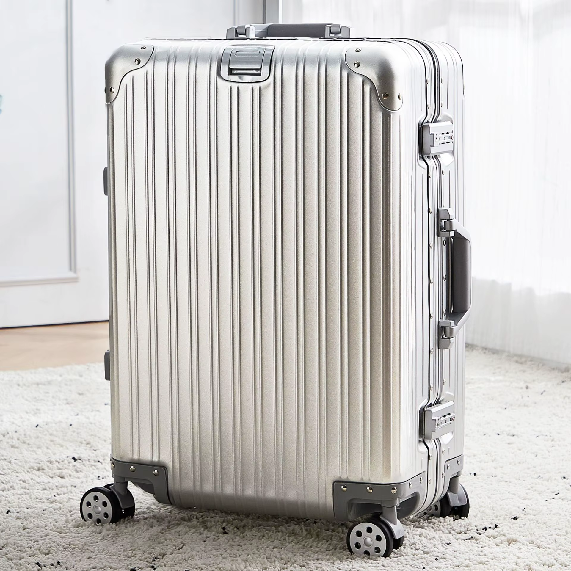 Valise de voyage en alliage d'aluminium et de magnésium 100%